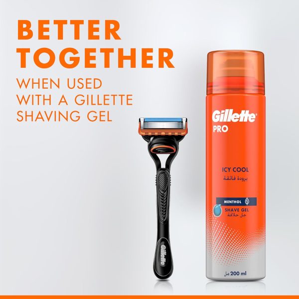 1733948702 Gillette Fusion5 Mens Refillable Razor Handle 2 Blade Refills