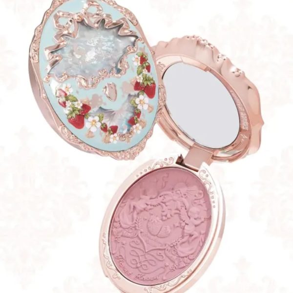 Flower Knows Strawberry Rococo Embossed Series Powder Blush 5g (02 Pure Rhyme)